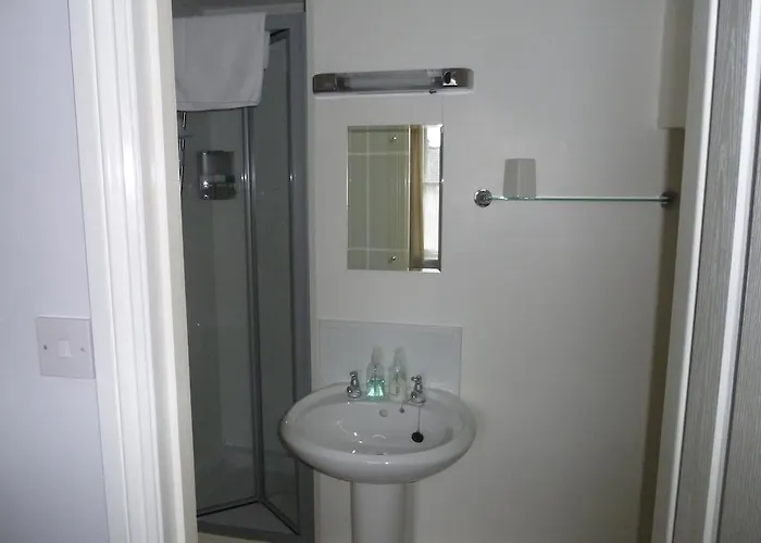 לינה וארוחת בוקר Damson